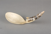 Haida%20artist%2C%20%3Cb%3E%3Ci%3E%20Carved%20Spoon%3C%2Fi%3E%3C%2Fb%3E%2C%20ca.%201910%2C%20cow%20horn%2C%20Museum%20Purchase%3A%20Helen%20Thurston%20Ayer%20Fund%2C%20no%20known%20copyright%20restrictions%2C%2051.236